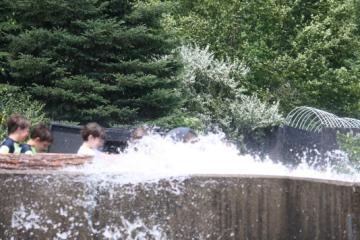 ...Splashhhh